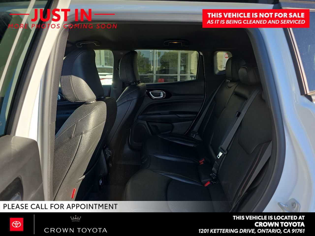 Used 2024 Jeep Compass Trailhawk AWD/4WD image 9