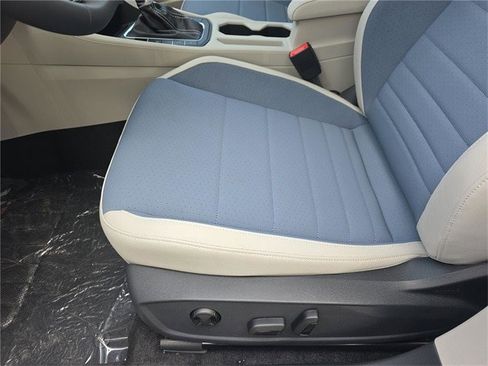 New 2026 Volkswagen Jetta SE image 16