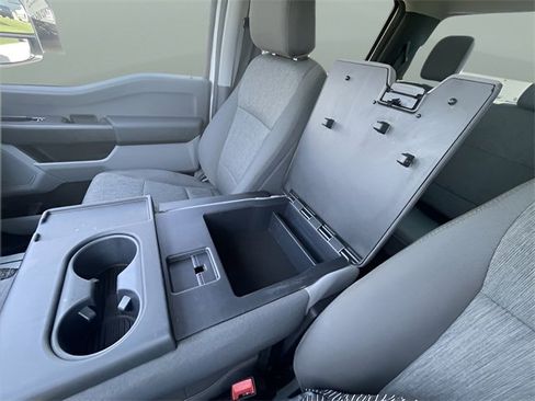 Used 2024 Ford F250 XL image 18