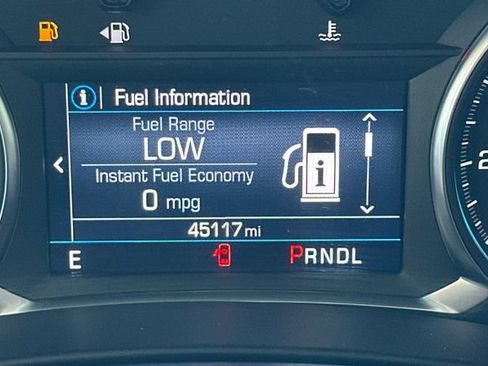 Used 2024 Chevrolet Equinox LT FWD image 30