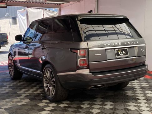 Used 2019 Land Rover Range Rover Supercharged AWD/4WD image 4