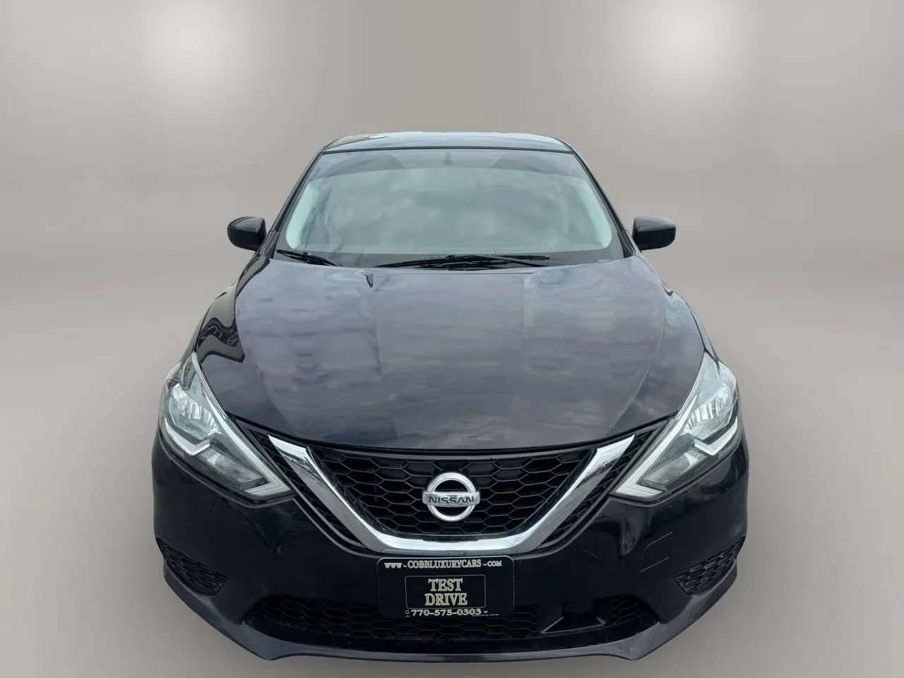 Used 2019 Nissan Sentra SV FWD image 3