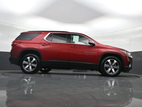 Certified 2019 Chevrolet Traverse LT w/ LT Premium Package AWD/4WD image 35