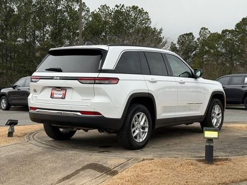 Certified 2024 Jeep Grand Cherokee Laredo X w/ Luxury Tech Group I image 9