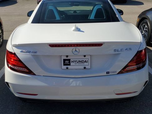 Used 2017 Mercedes-Benz SLC 43 AMG image 9