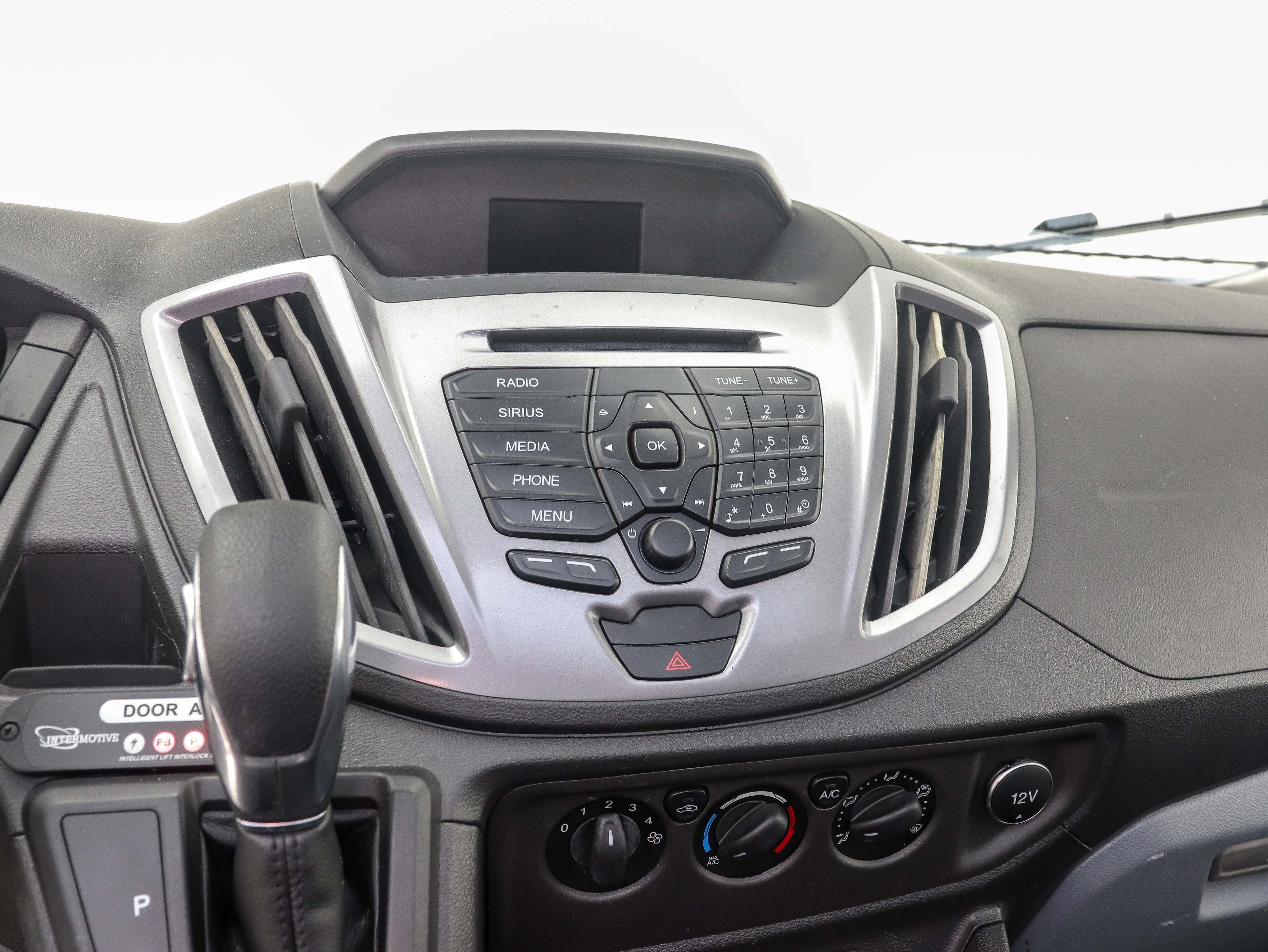Used 2019 Ford Transit 350 XLT RWD image 18
