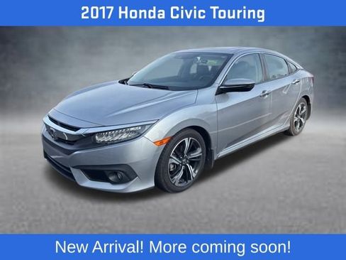 Used 2017 Honda Civic Touring image 4