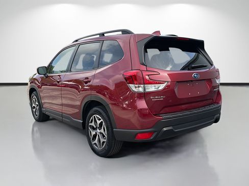 Used 2020 Subaru Forester Premium w/ Popular Package #1 AWD/4WD image 5