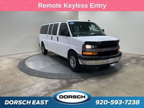 Used 2017 Chevrolet Express 3500 LT w/ LT Preferred Equipment Group image 3
