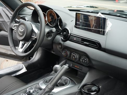 New 2026 MAZDA MX-5 Miata Sport w/ Weather Package RWD image 17