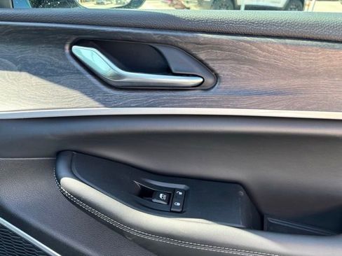 New 2026 Jeep Grand Cherokee Limited w/ Trailer Tow Package image 22