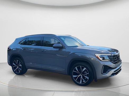 New 2026 Volkswagen Atlas Cross Sport SEL Premium R-Line AWD/4WD image 2