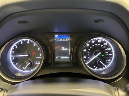 Used 2023 Toyota Camry SE FWD image 16