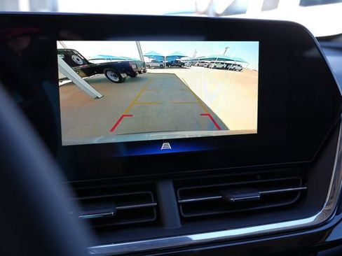 New 2026 Chevrolet Trax ACTIV w/ Sunroof Package FWD image 23