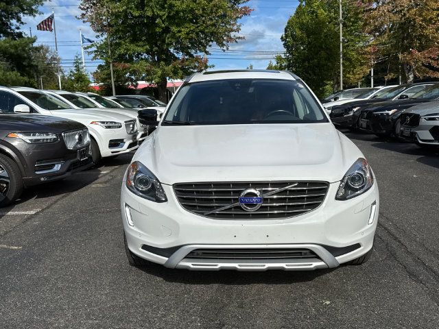 Used 2017 Volvo XC60 T6 Dynamic w/ Preferred Option Package AWD/4WD image 6