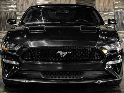 Used 2019 Ford Mustang GT w/ Equipment Group 301A image 7