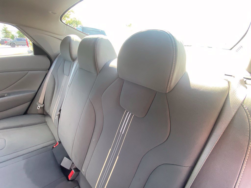 Used 2026 Hyundai Elantra Sport FWD image 25