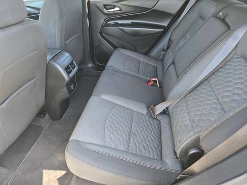 Used 2018 Chevrolet Equinox LT AWD/4WD image 15