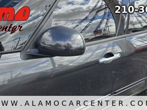 Used 2017 FIAT 500L Pop image 9