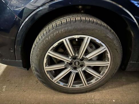 Used 2023 Audi Q7 2.0T Premium Plus w/ Premium Plus Package AWD/4WD image 6