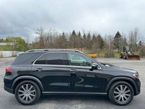 Used 2024 Mercedes-Benz GLE 350 4MATIC image 11