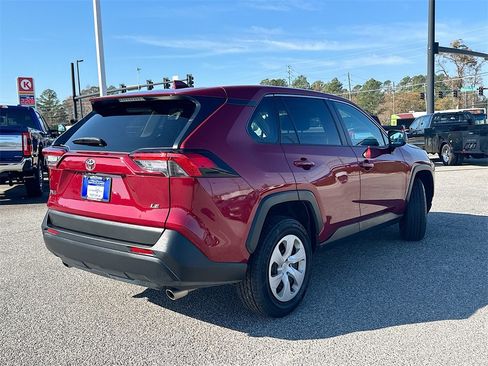 Used 2023 Toyota RAV4 LE image 7
