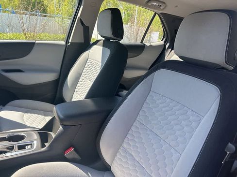 Used 2019 Chevrolet Equinox LS w/ LPO, Floor Liner Package AWD/4WD image 16