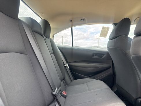 Used 2022 Toyota Corolla LE image 28