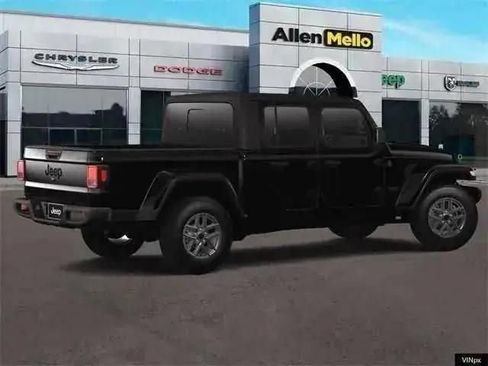 New 2025 Jeep Gladiator Sport image 7