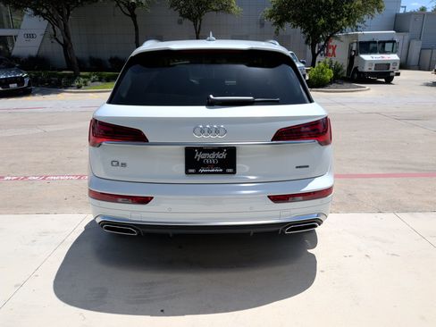 Certified 2023 Audi Q5 2.0T Premium Plus w/ Premium Plus Package AWD/4WD image 9