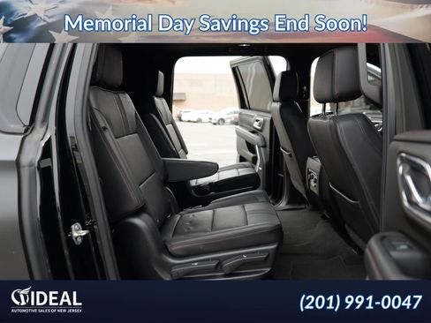 Used 2021 Chevrolet Suburban RST w/ Luxury Package AWD/4WD image 31
