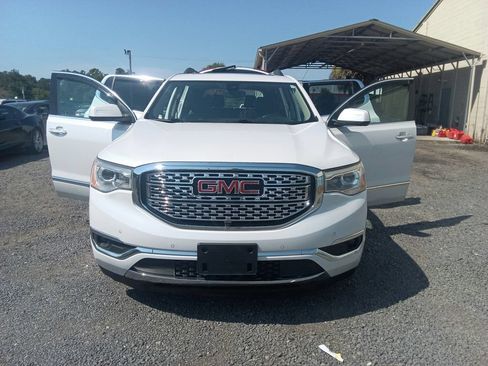 Used 2019 GMC Acadia Denali w/ Technology Package AWD/4WD image 9