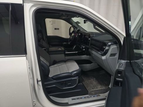 Used 2023 Ford F250 Limited w/ Snow Plow Prep Package AWD/4WD image 8