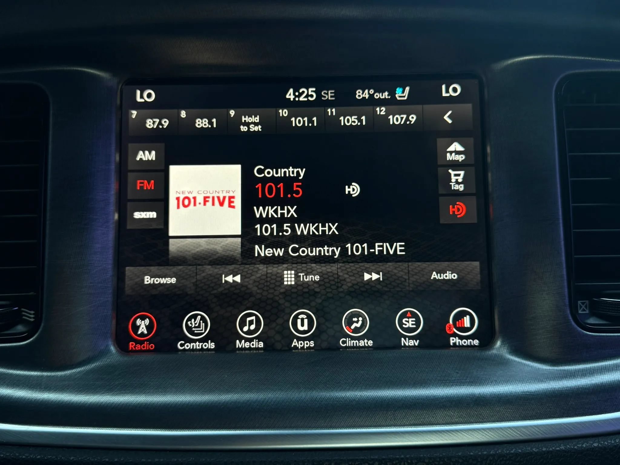 Used 2017 Dodge Charger R/T RWD image 29