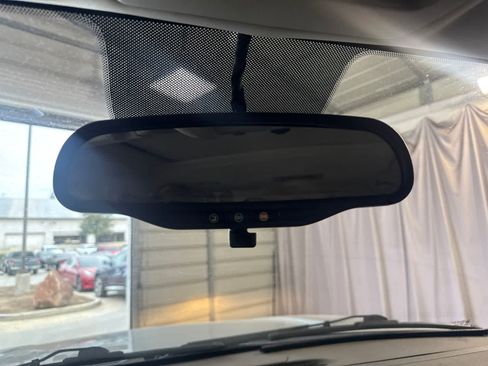Used 2013 Chevrolet Tahoe LT RWD image 25