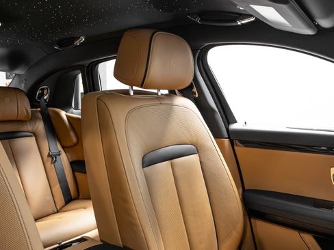 Used 2022 Rolls-Royce Ghost image 21