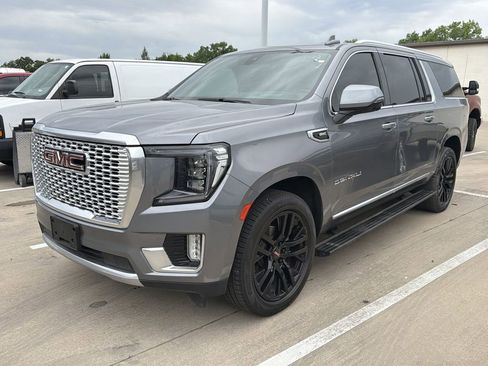 Used 2021 GMC Yukon XL Denali w/ Denali Premium Package RWD image 1
