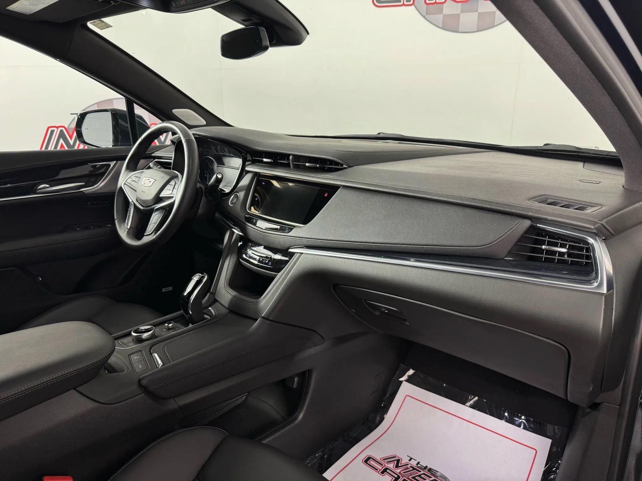 Used 2024 Cadillac XT5 Premium Luxury w/ LPO, Floor Liner Package AWD/4WD image 12
