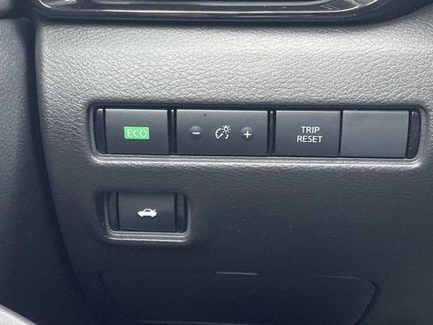 Certified 2022 Nissan Sentra SV w/ All-Weather Package image 29