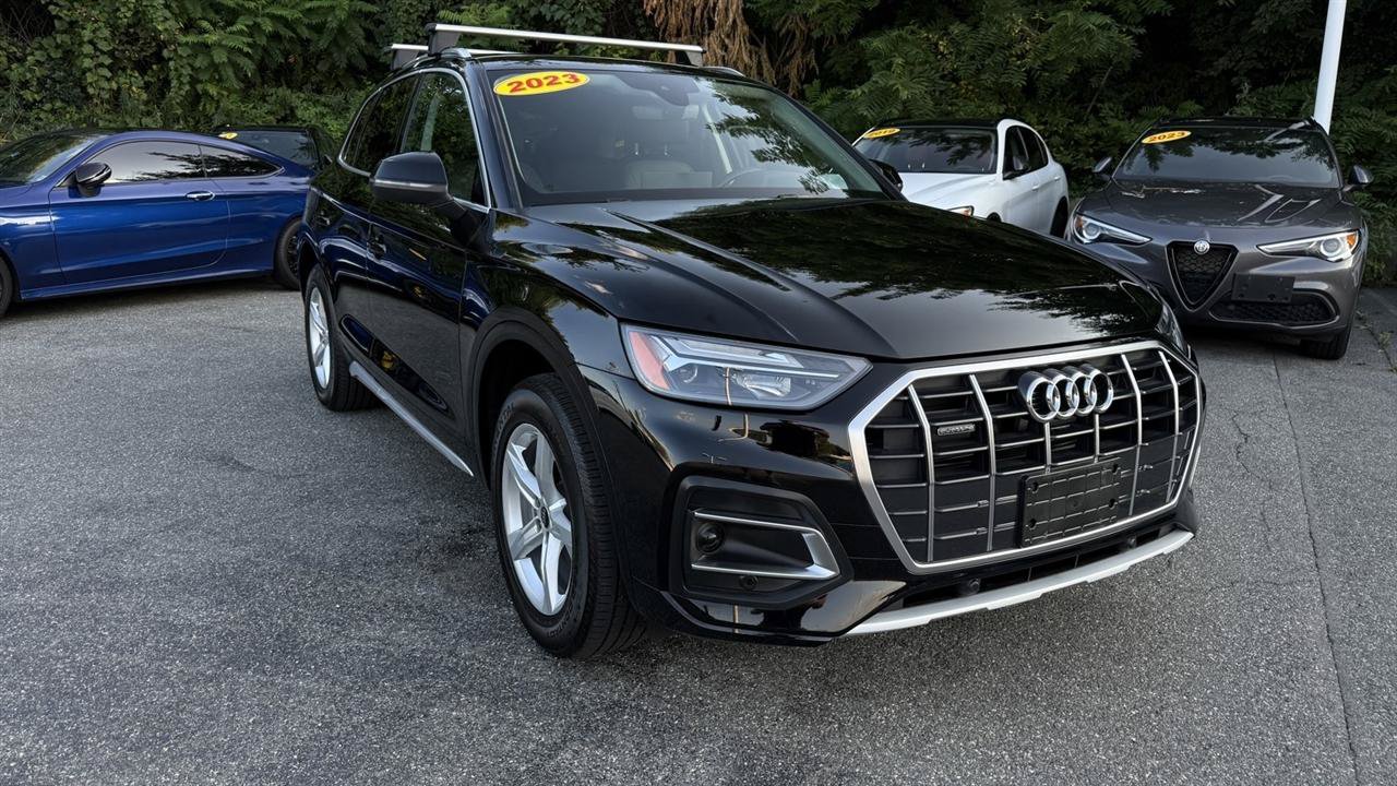 Used 2023 Audi Q5 2.0T Premium w/ Convenience Package AWD/4WD image 21