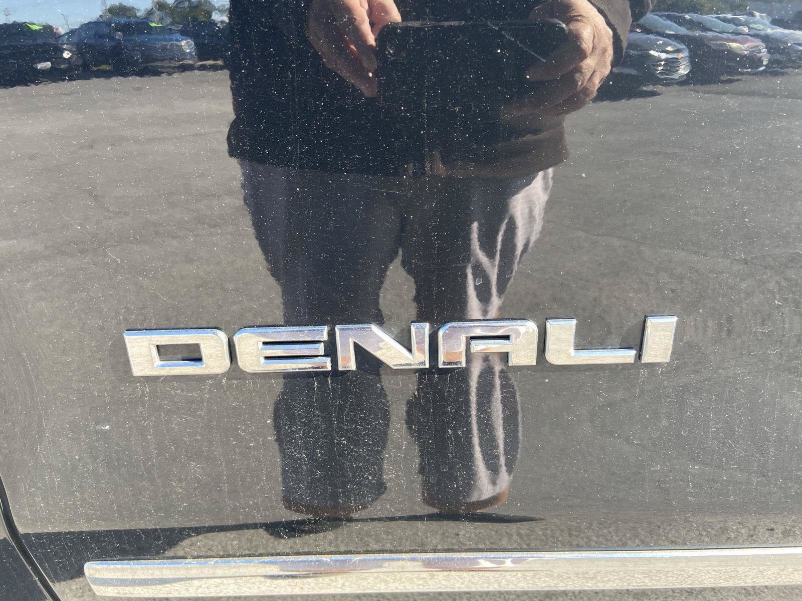 Used 2018 GMC Sierra 1500 Denali w/ Denali Ultimate Package AWD/4WD image 37
