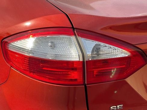 Used 2019 Ford Fiesta SE image 10