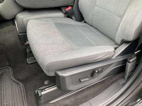 Used 2022 Ford F150 XLT w/ Equipment Group 302A High image 29