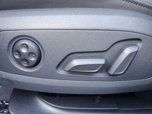 Certified 2023 Audi A4 2.0T Premium w/ Convenience Package image 16