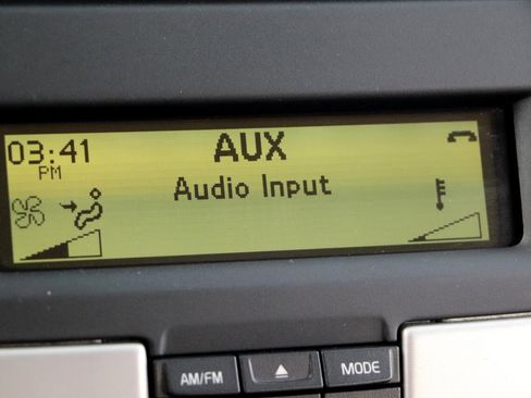 Used 2011 Volvo V50 T5 image 23