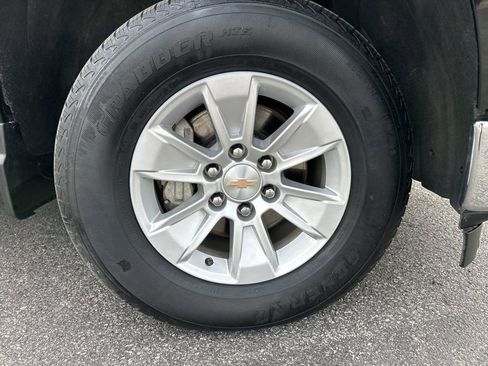 Used 2025 Chevrolet Silverado 1500 LT image 31