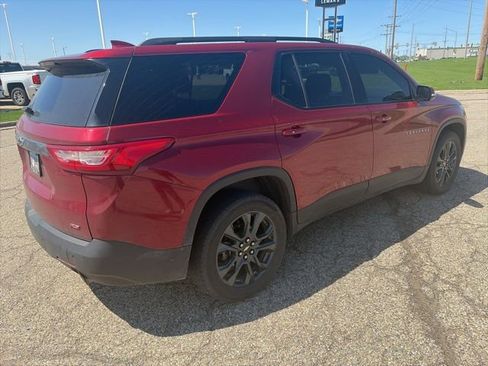 Used 2018 Chevrolet Traverse RS FWD image 3