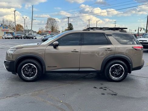 Used 2024 Nissan Pathfinder Rock Creek image 4