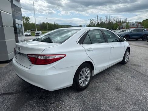 Used 2017 Toyota Camry LE FWD image 7