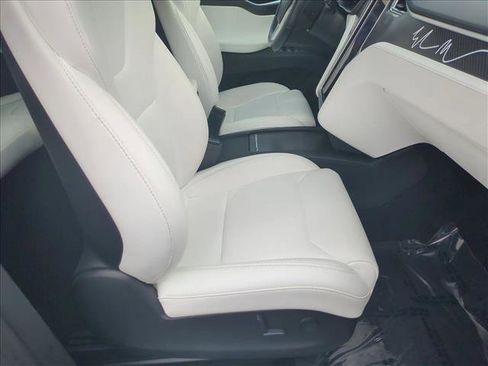 Used 2018 Tesla Model X P100D image 20